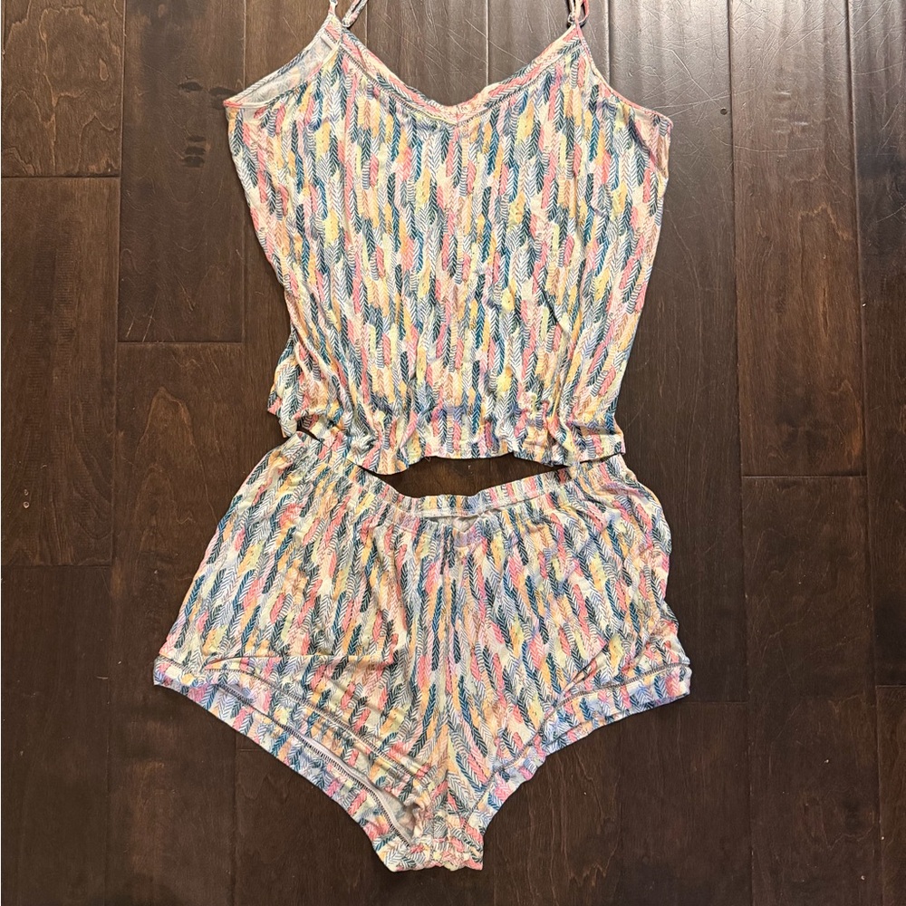 Joyspun feather pattern Multicolor Women's Pajama Short Set M